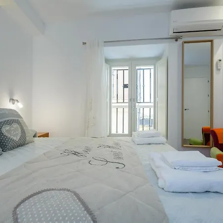 Apartamentos Loto Y Liz By Cadiz4Rentals Exterior photo